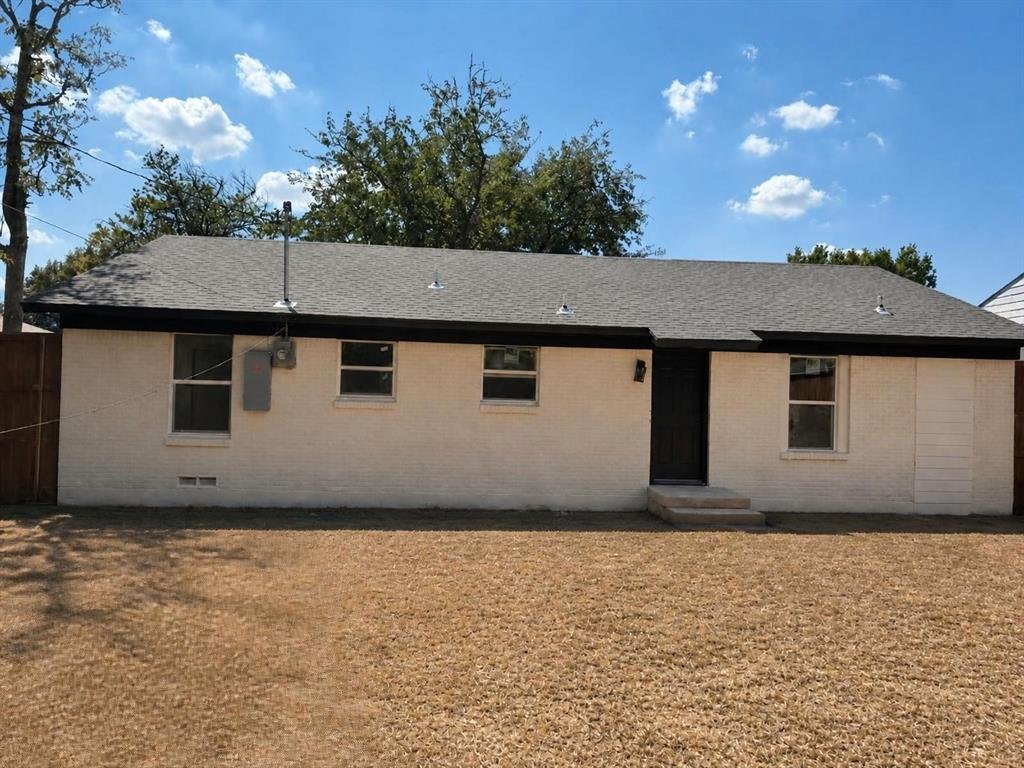Exterior rear at 1241 E Pentagon Pkwy, Dallas