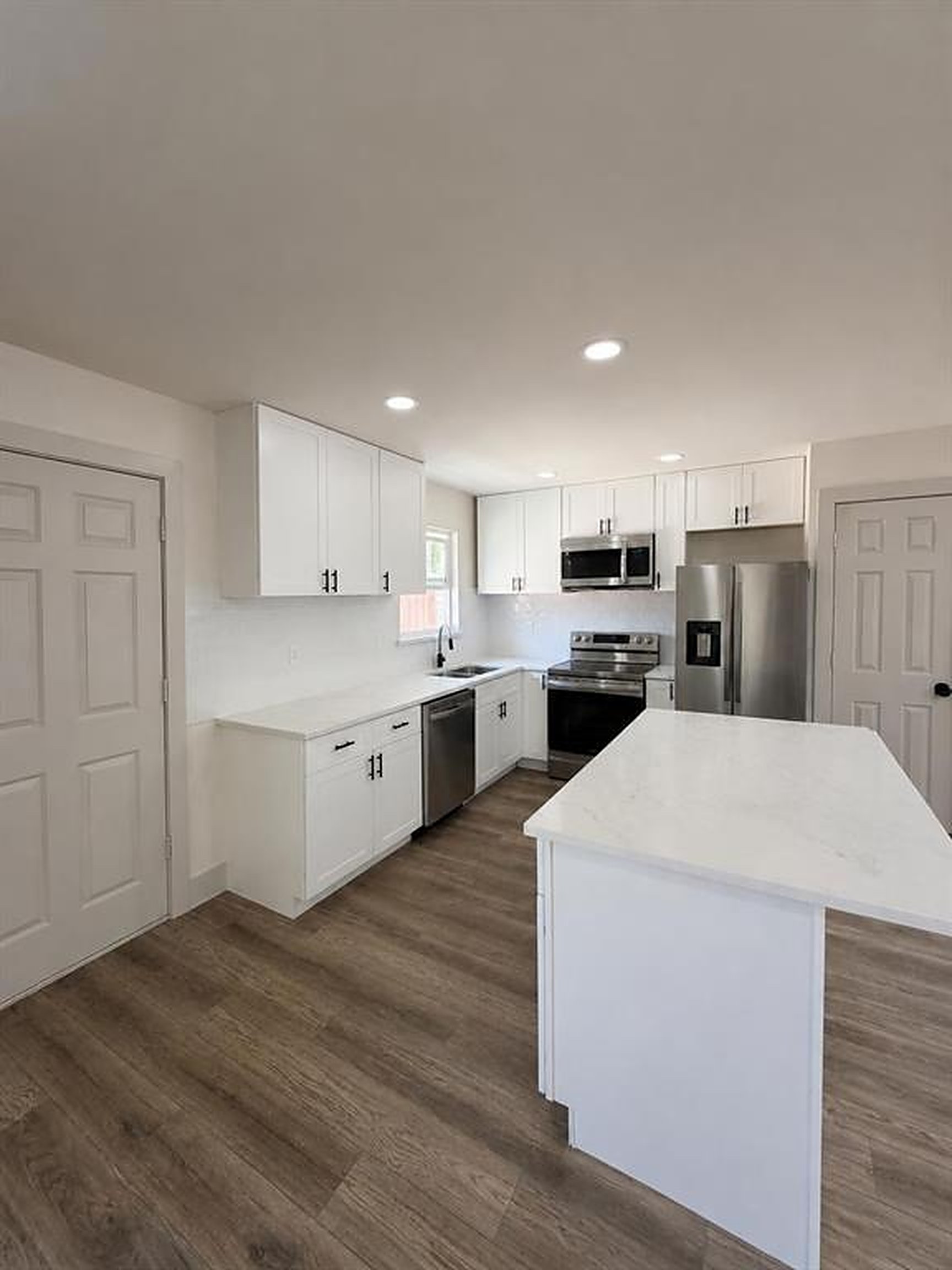 Kitchen at 1241 E Pentagon Pkwy, Dallas