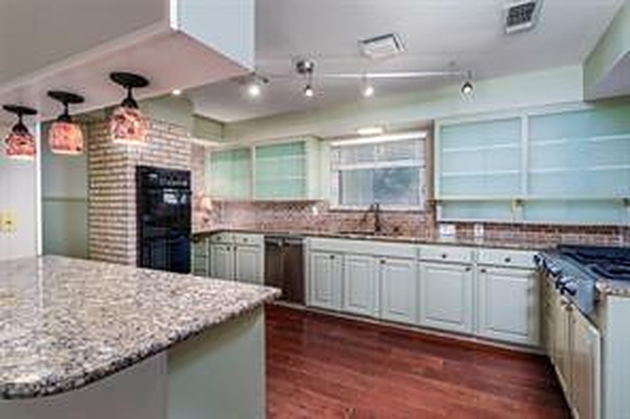 Kitchen 2 at 1608 Freeman Ct, Arlington