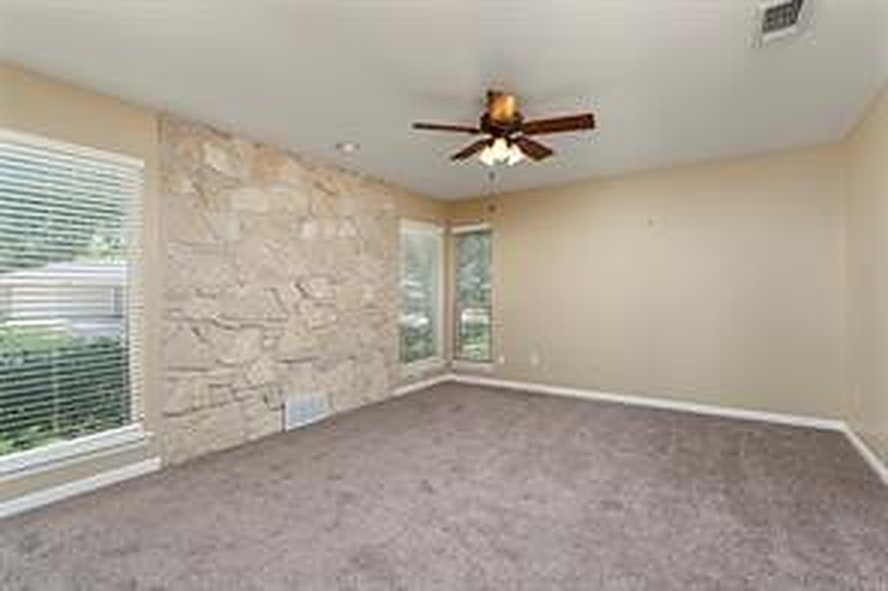 Second living room at 1608 Freeman Ct, Arlington