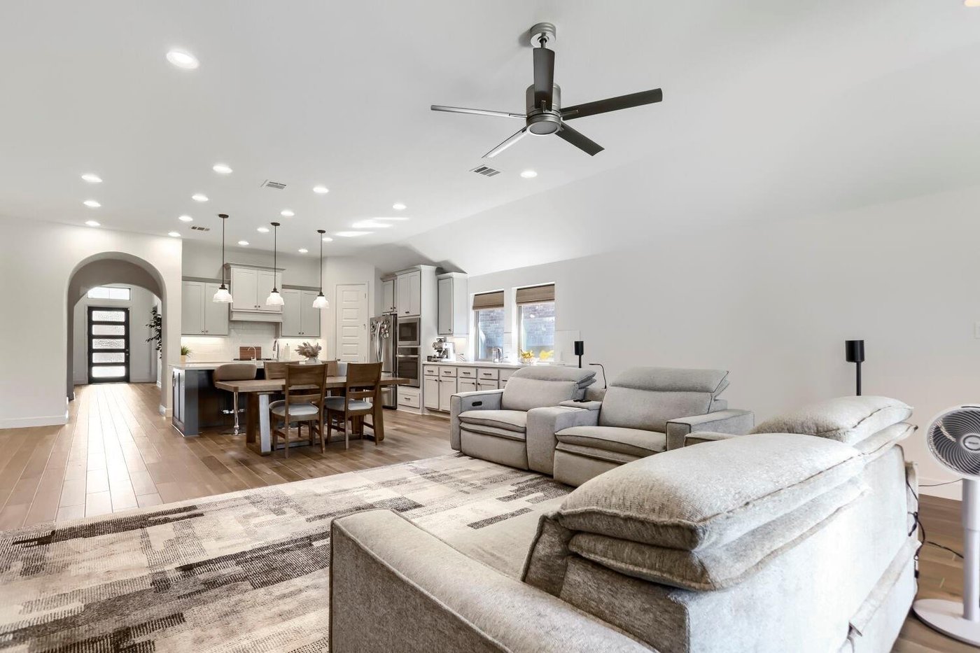 Living room at 20431 Yearling Pasture Ln, Tomball