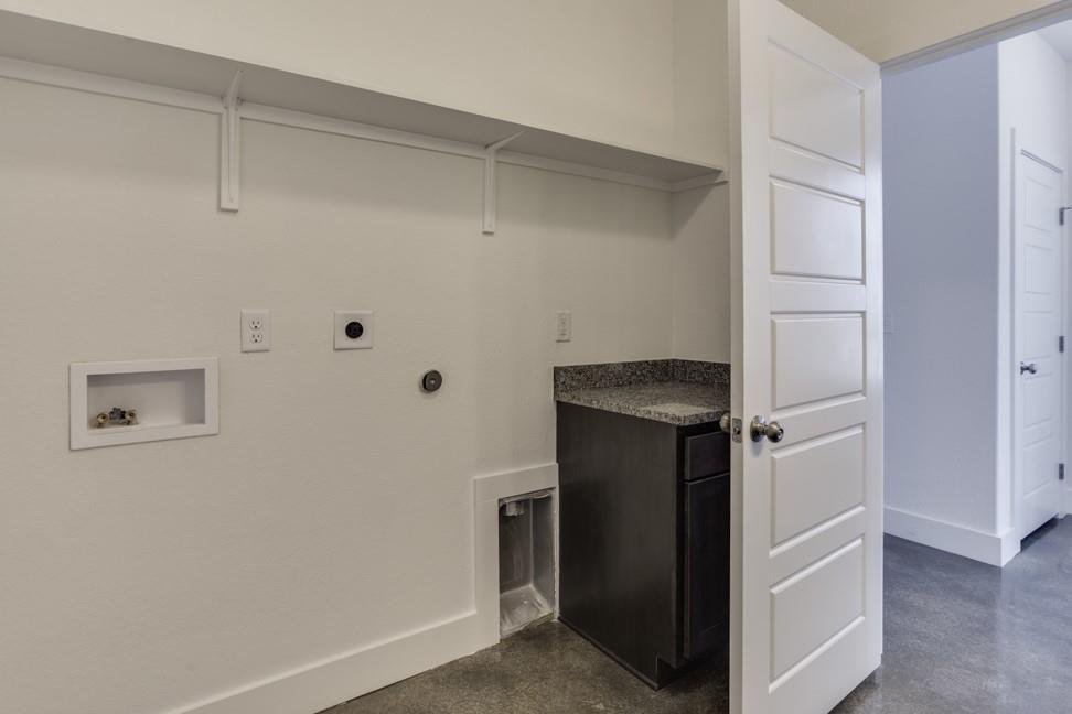 Laundry room at 206 Topaz, New Braunfels TX