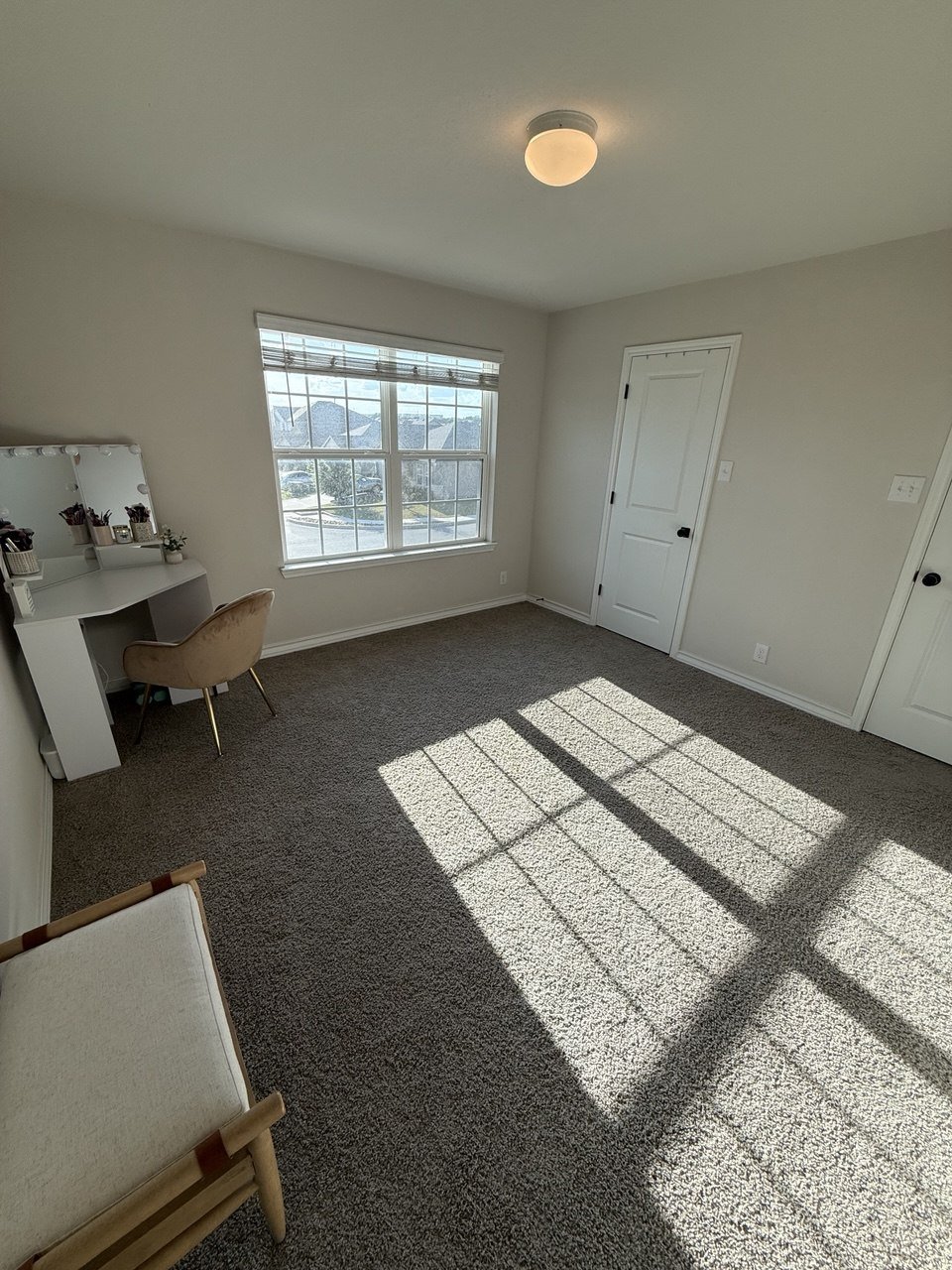 Flexible bonus room at 22126 Backspin in San Antonio