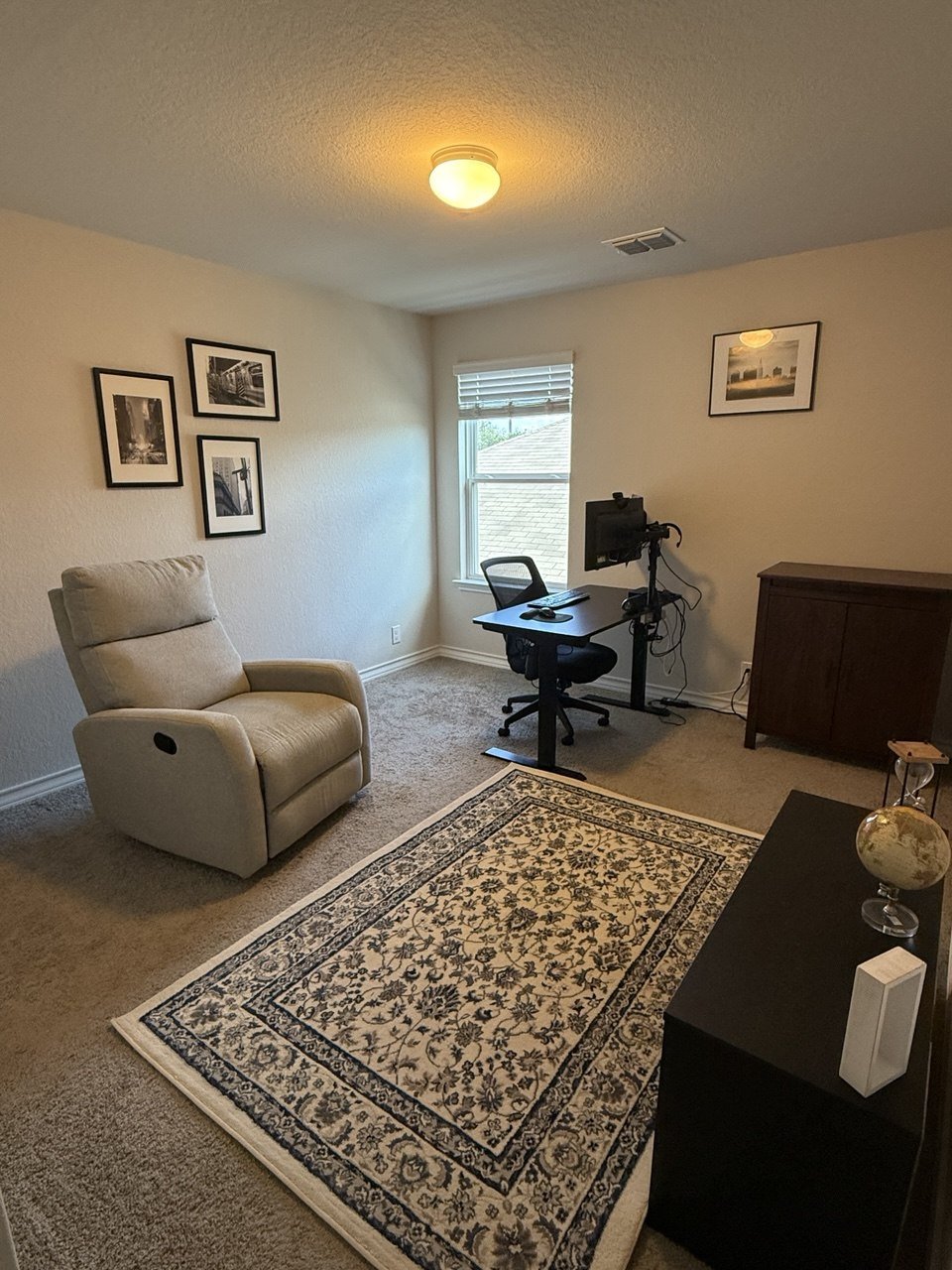 Room ideal for a home office at 22126 Backspin, San Antonio