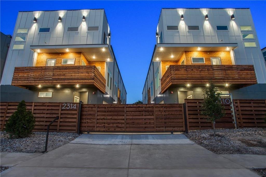 Front exterior of 2310 N Carroll Ave Unit 105, a modern condo for lease in Dallas, TX