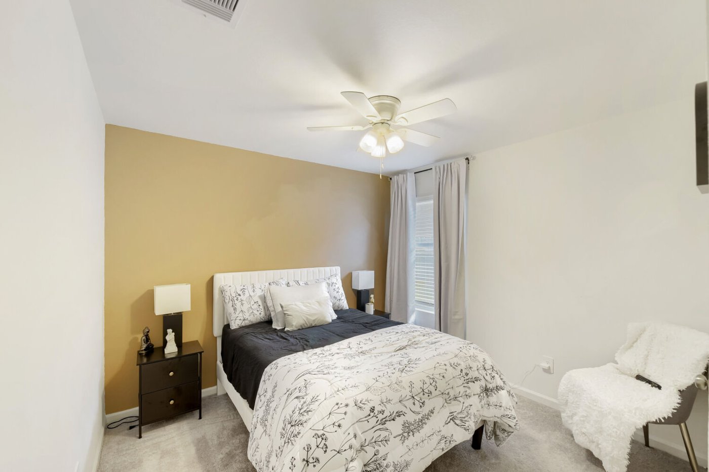 Third bedroom at 2729 Cadiz Bay Dr, Conroe