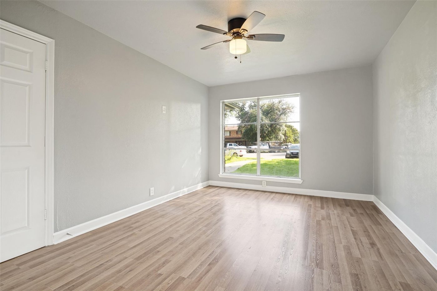 Bedroom 2 at 4401 Ivy Dr, Mesquite