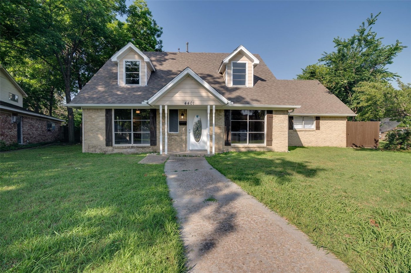 Exterior front 2 at 4401 Ivy Dr, Mesquite