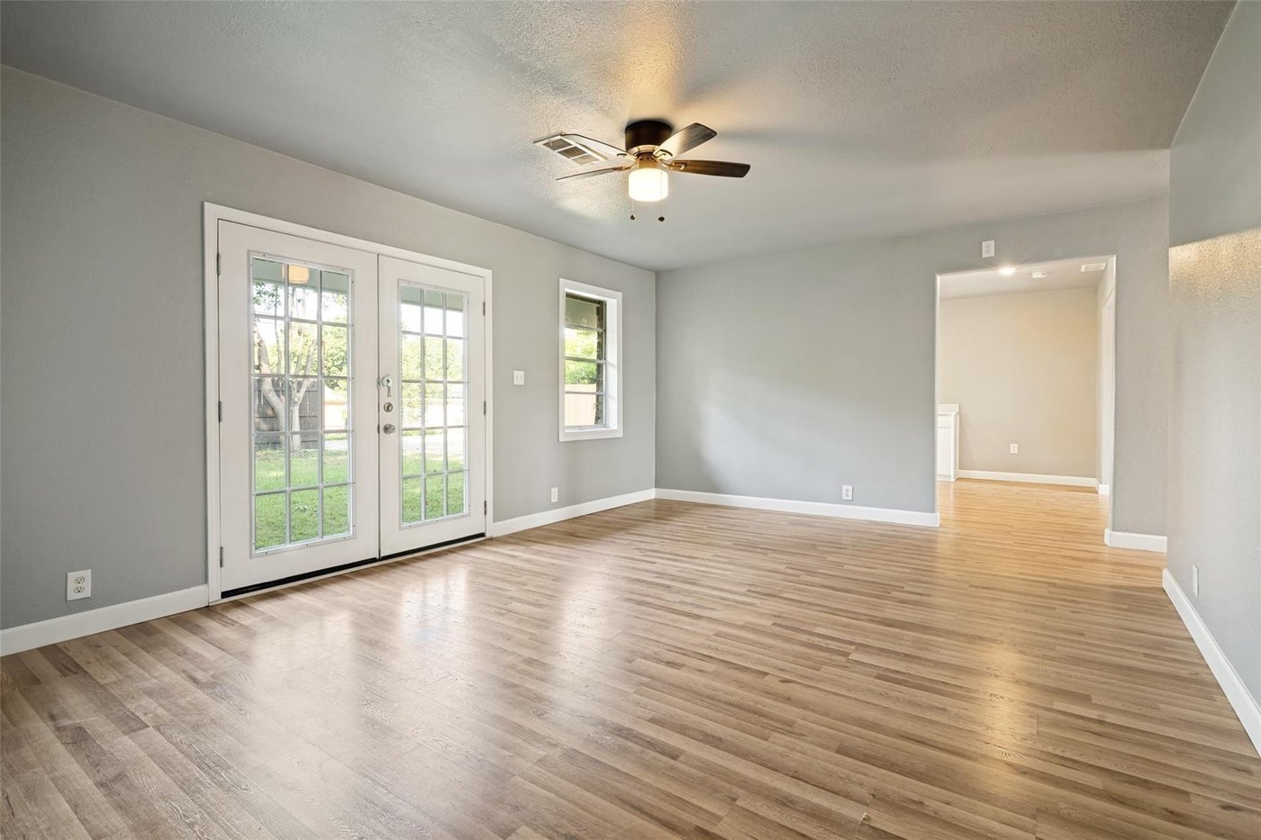 Family room 3 at 4401 Ivy Dr, Mesquite