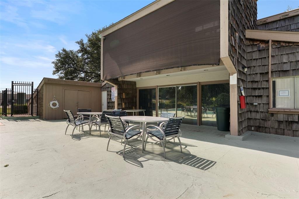 Clubhouse at 4414 Westminster Dr, Irving