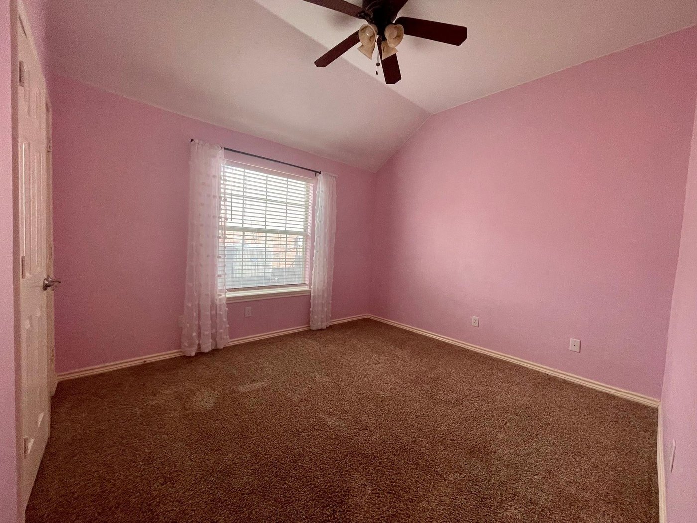 Bedroom 4 at 6505 Josephine Dr, Arlington