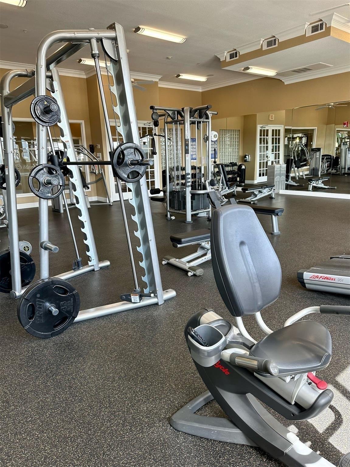 Fitness center 2 at 7575 Kirby Dr #3203, Houston
