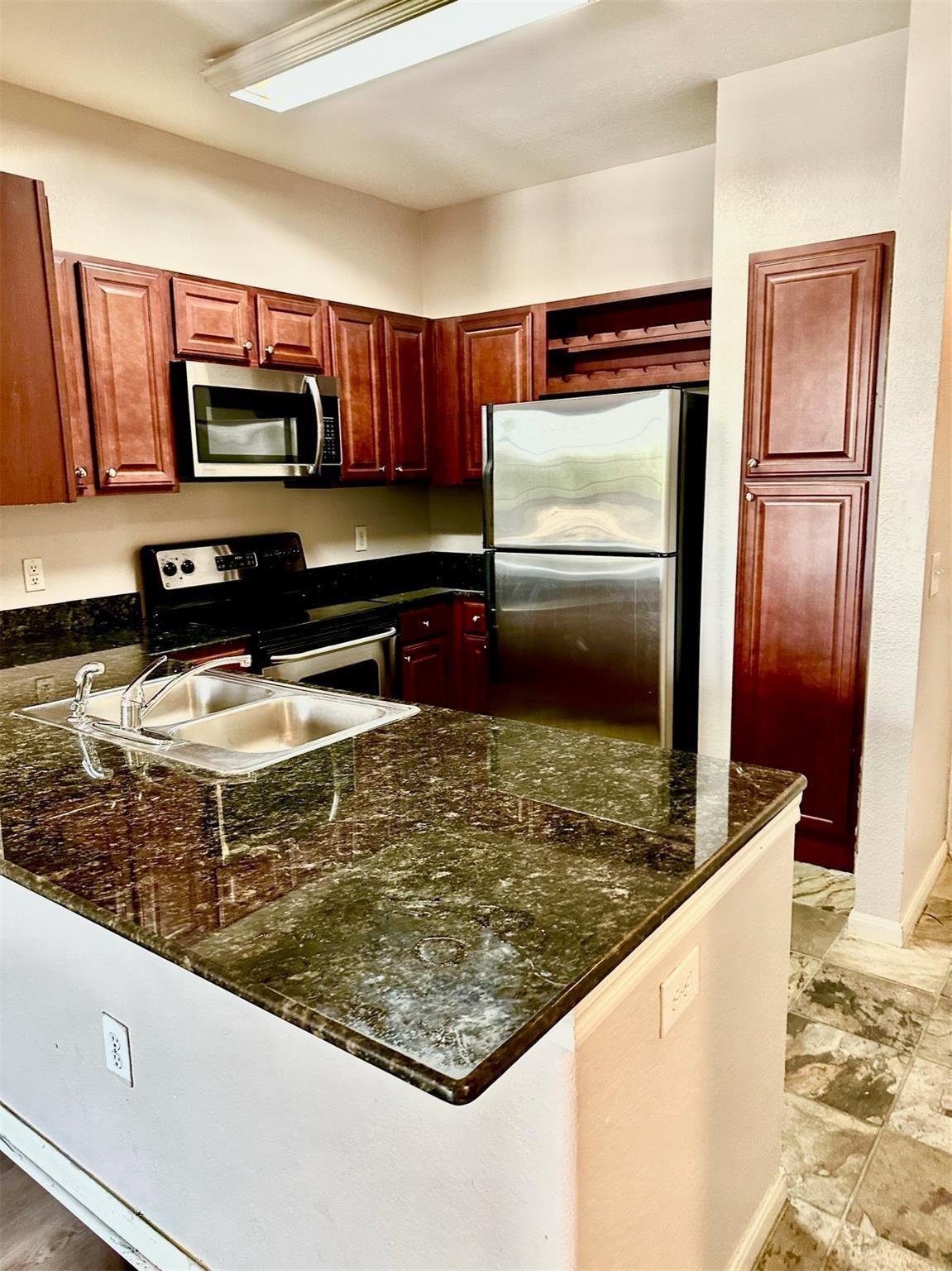 Kitchen at 7575 Kirby Dr #3203, Houston