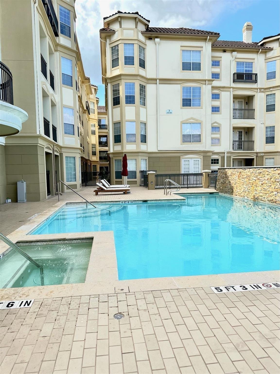 Pool 3 at 7575 Kirby Dr #3203, Houston