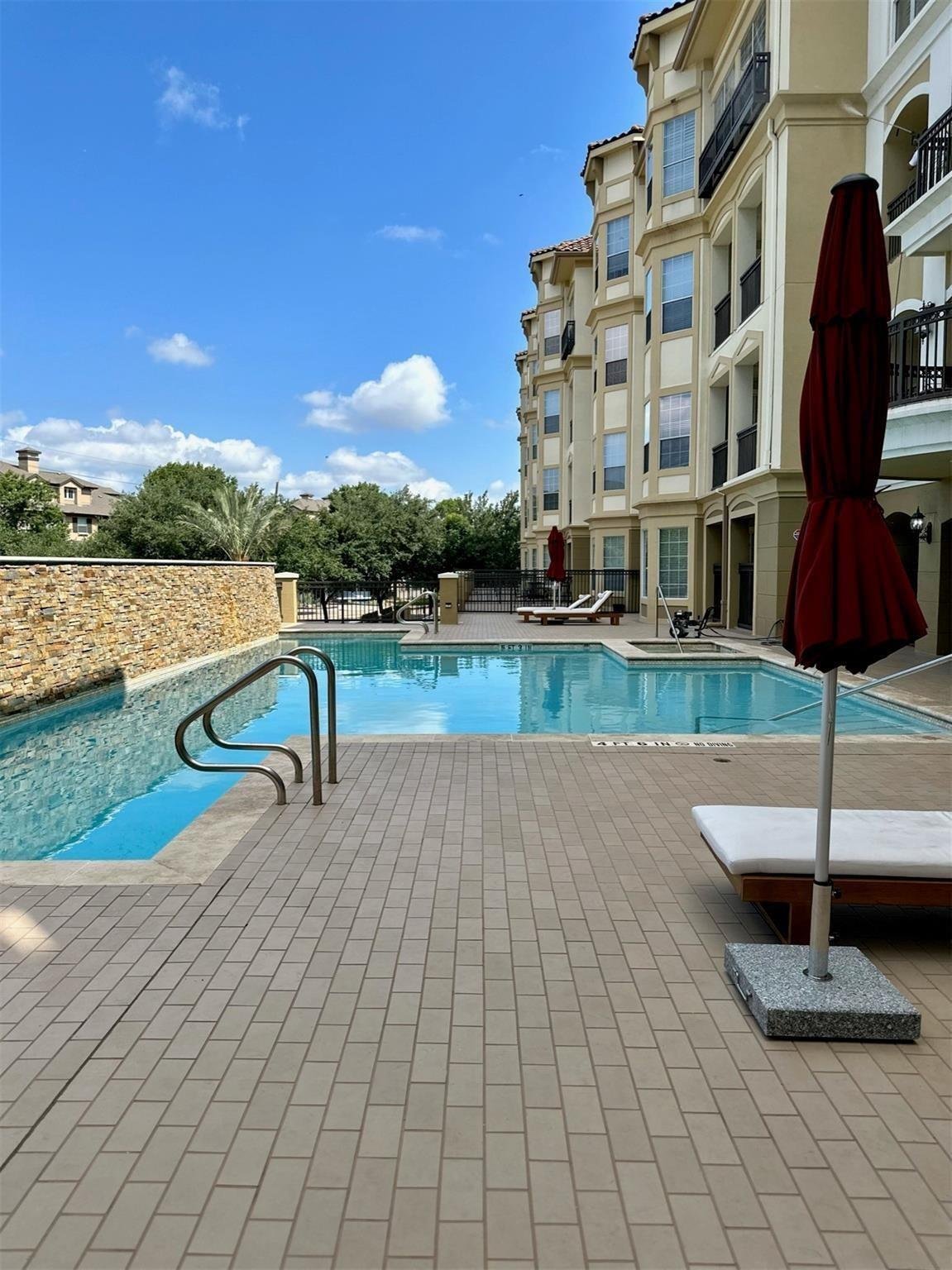 Pool at 7575 Kirby Dr #3203, Houston