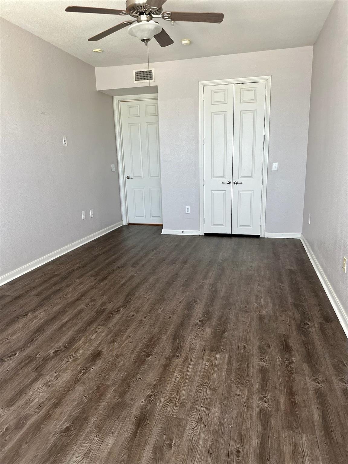 Primary bedroom 2 at 7575 Kirby Dr #3203, Houston